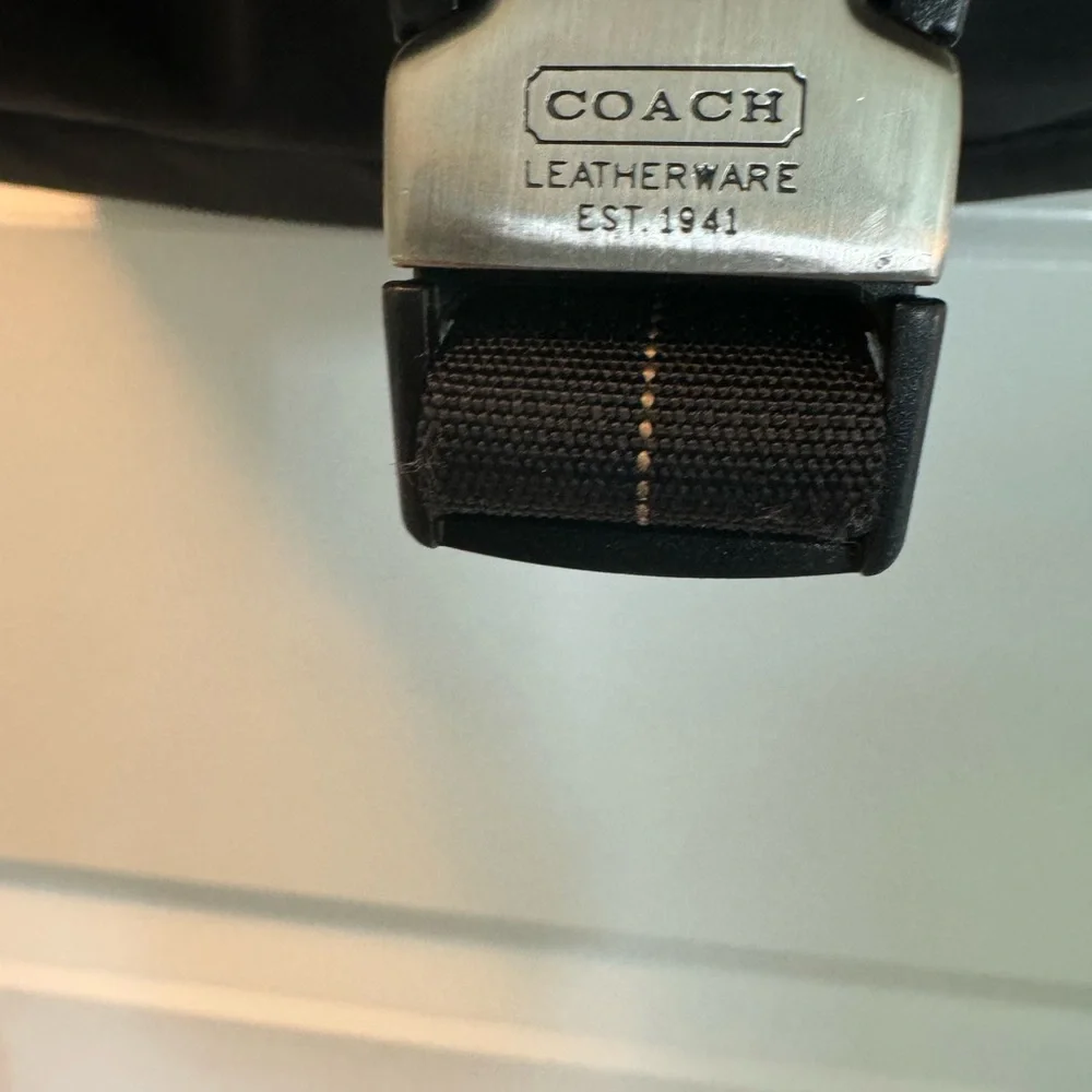 Coach Bag - Picture 3 of 10